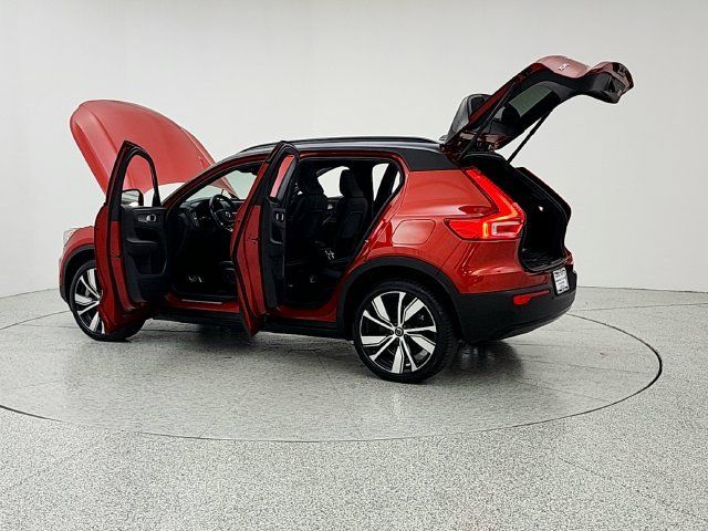 Used 2022 Volvo XC40 P8 Recharge Plus AWD/4WD image 12