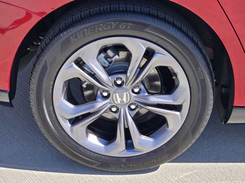 Used 2025 Honda Accord EX-L image 10