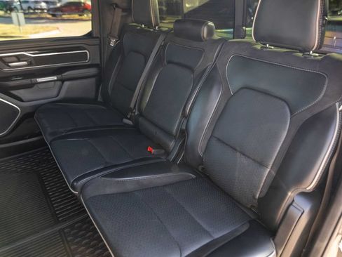 Used 2019 RAM 1500 Laramie AWD/4WD image 29