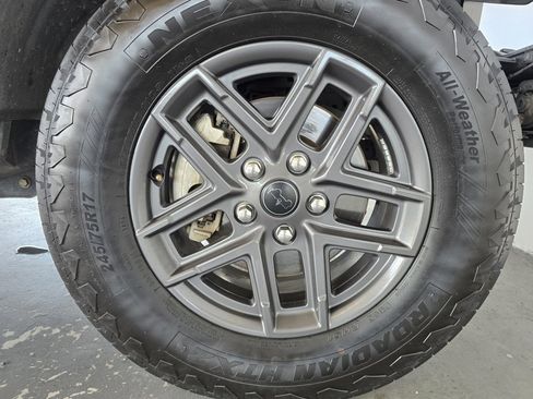 Used 2021 Jeep Wrangler Unlimited Sport image 33