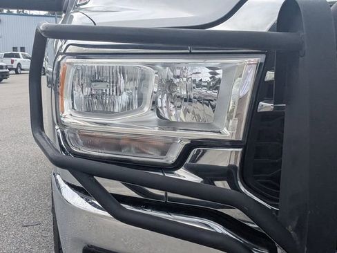 Used 2021 RAM 2500 Tradesman w/ Chrome Appearance Group AWD/4WD image 10