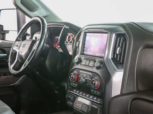 Used 2022 Chevrolet Silverado 2500 LTZ w/ LTZ Plus Package AWD/4WD image 27