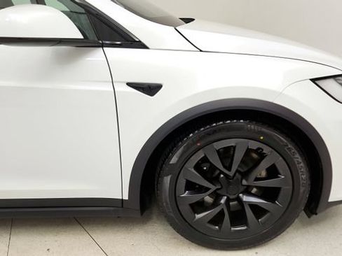 Used 2023 Tesla Model X AWD/4WD image 21