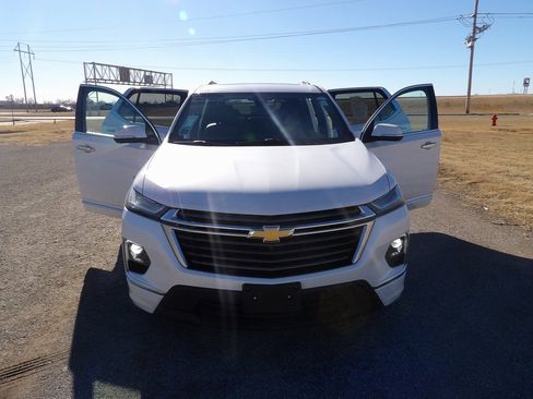 Used 2022 Chevrolet Traverse High Country w/ LPO, Floor Liner Package image 25