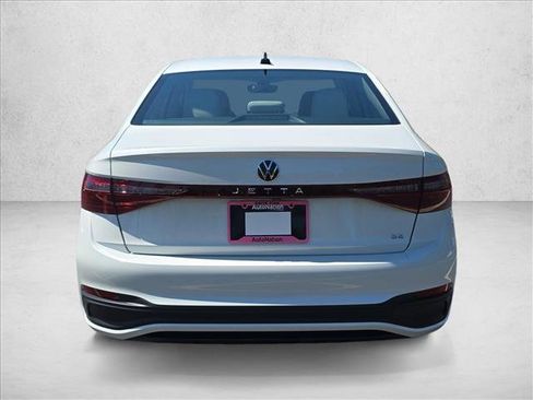 New 2026 Volkswagen Jetta SE FWD image 4