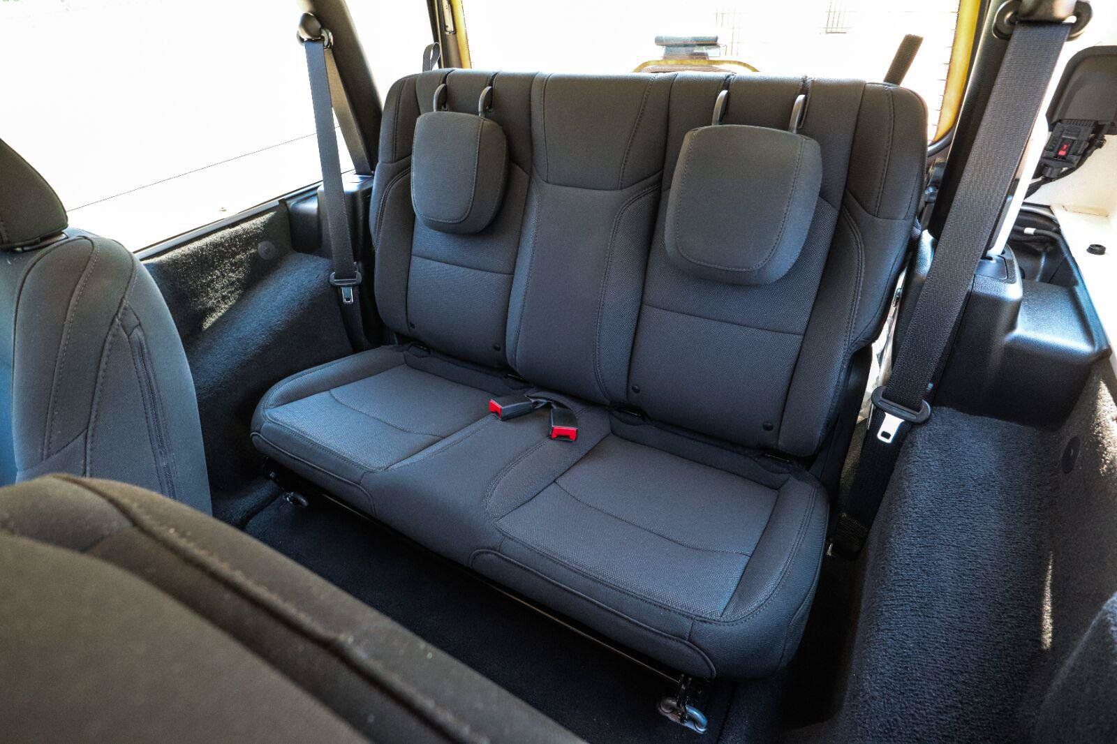 Used 2023 Jeep Wrangler Sport AWD/4WD image 37