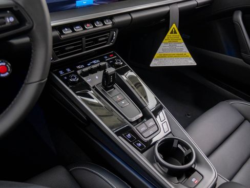 New 2026 Porsche 911 Carrera 4S image 13
