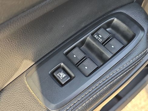 Certified 2019 Ford Ranger Lariat w/ Equipment Group 501A Mid image 14