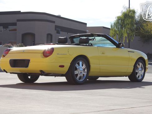 Used 2004 Ford Thunderbird RWD image 29