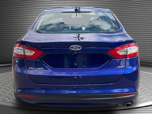 Used 2015 Ford Fusion SE FWD image 5