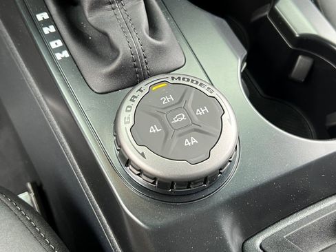 New 2025 Ford Bronco Badlands w/ Sasquatch Package image 18