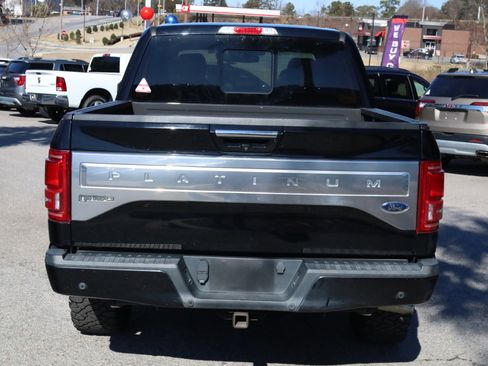 Used 2017 Ford F150 Platinum image 4