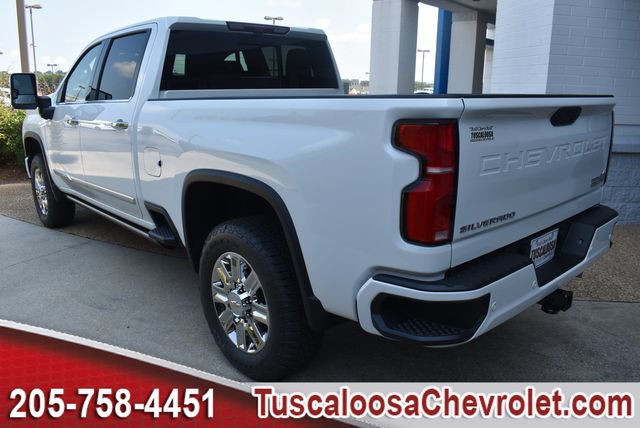 New 2026 Chevrolet Silverado 2500 High Country w/ High Country Premium Package AWD/4WD image 7