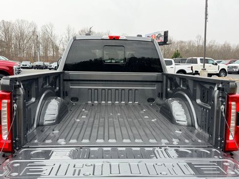 New 2026 Ford F250 XLT w/ XLT Premium Package AWD/4WD image 9