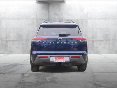 New 2026 Nissan Pathfinder Platinum AWD/4WD image 6