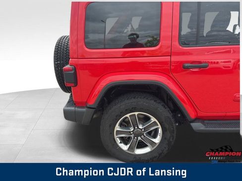 Used 2020 Jeep Wrangler Unlimited Sahara w/ LED Lighting Group AWD/4WD image 35