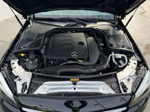 Used 2019 Mercedes-Benz C 300 4MATIC Sedan image 19