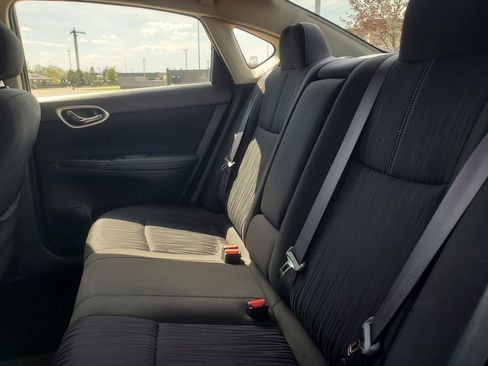 Used 2017 Nissan Sentra SV FWD image 30