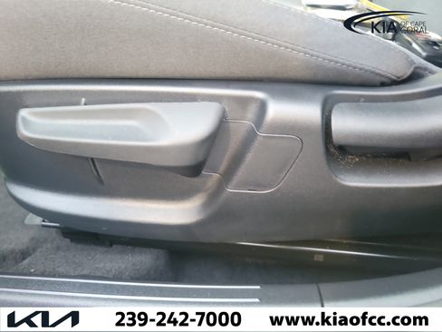 Certified 2025 Kia K4 FWD image 23