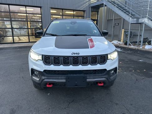 New 2026 Jeep Compass Trailhawk image 9