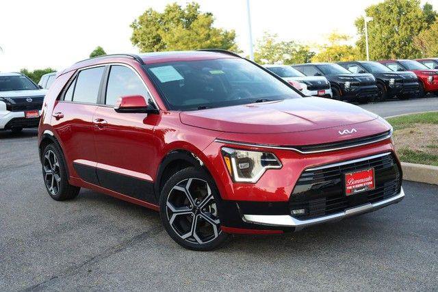 Used 2024 Kia Niro SX Touring FWD image 23