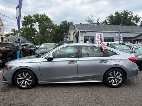 Used 2022 Honda Civic LX image 9