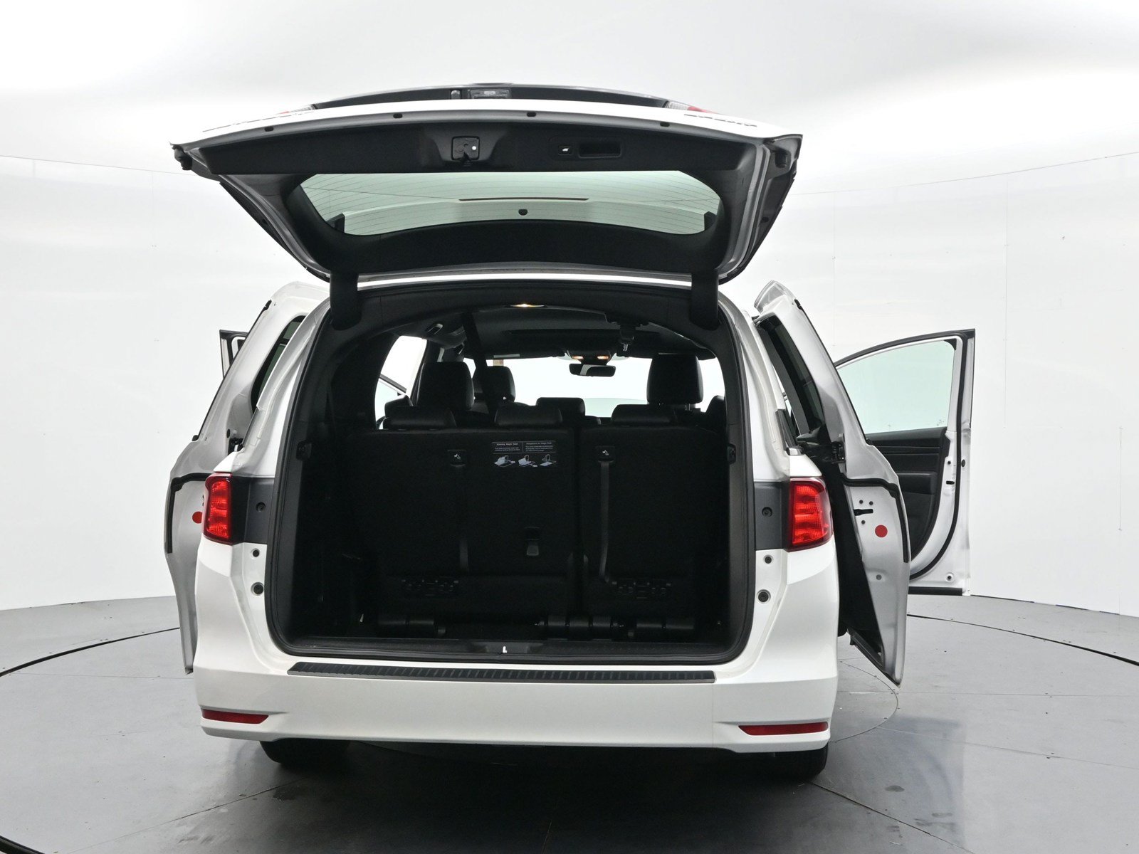 Used 2024 Honda Odyssey Sport image 36