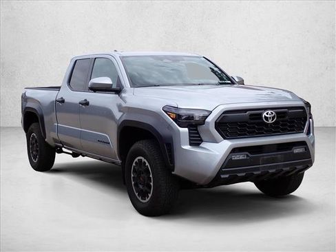 Used 2024 Toyota Tacoma TRD Off-Road w/ TRD Off Road Premium Package AWD/4WD image 10