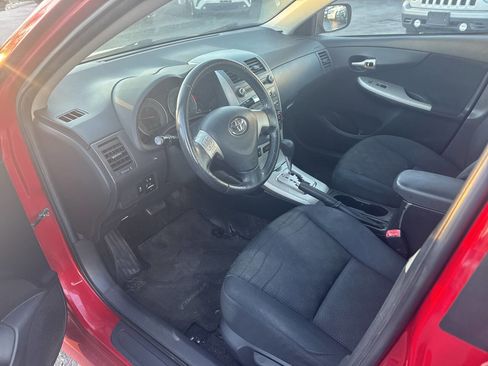Used 2010 Toyota Corolla S image 11