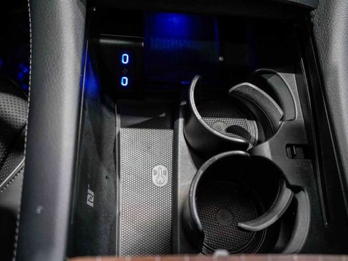 Used 2023 Mercedes-Benz EQS 580 4MATIC Sedan image 23