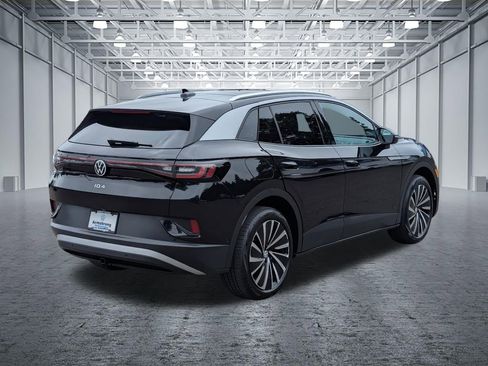 Used 2023 Volkswagen ID.4 Pro S Plus AWD/4WD image 5