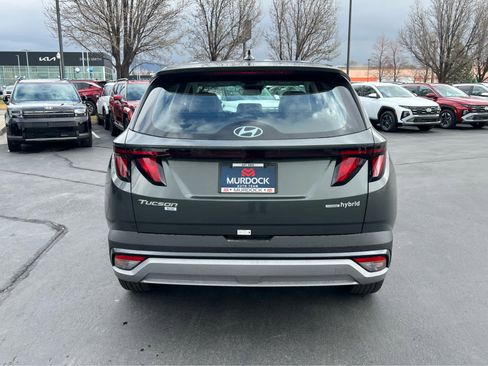 New 2026 Hyundai Tucson Blue SE image 9