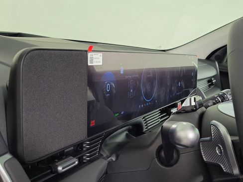 New 2026 Hyundai Ioniq 5 Limited image 13