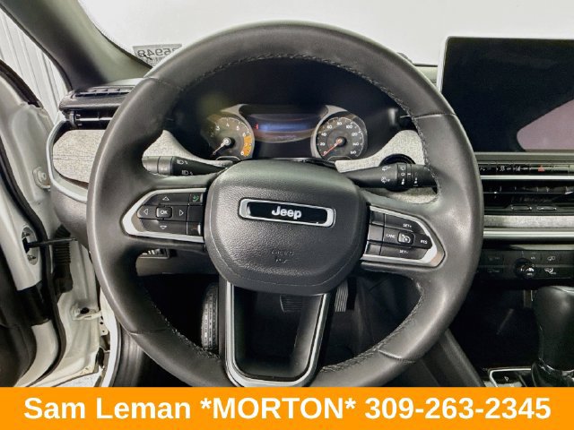 Used 2023 Jeep Compass Latitude AWD/4WD image 11