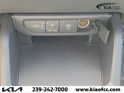 New 2026 Kia K4 LXS image 27