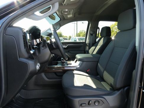 Certified 2025 GMC Sierra 1500 Elevation w/ Preferred Package image 19