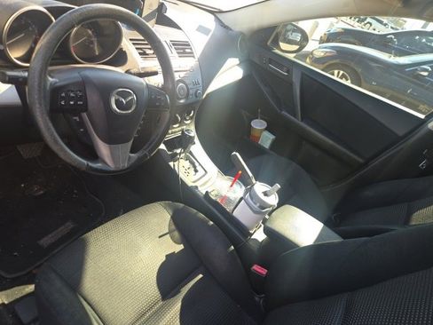 Used 2012 MAZDA MAZDA3 i Touring image 4