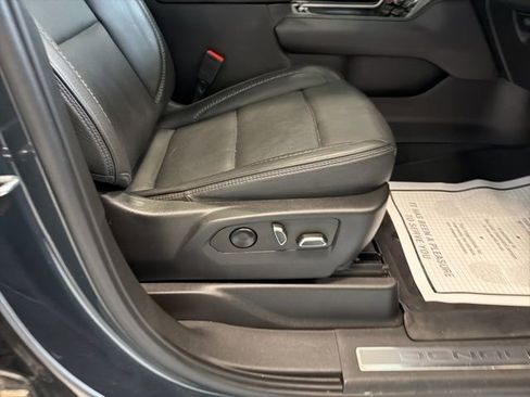 Used 2022 GMC Yukon Denali AWD/4WD image 19