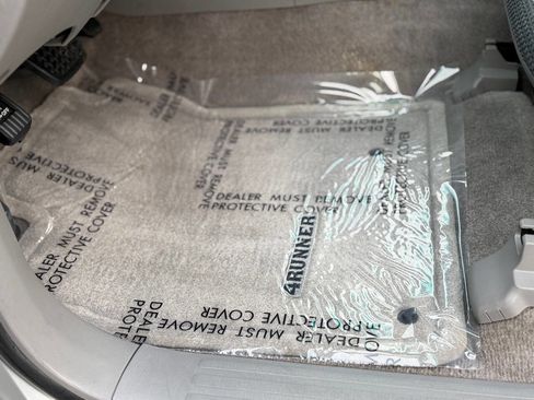 Used 2005 Toyota 4Runner Sport image 86