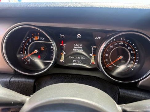 Used 2020 Jeep Wrangler Sport AWD/4WD image 14