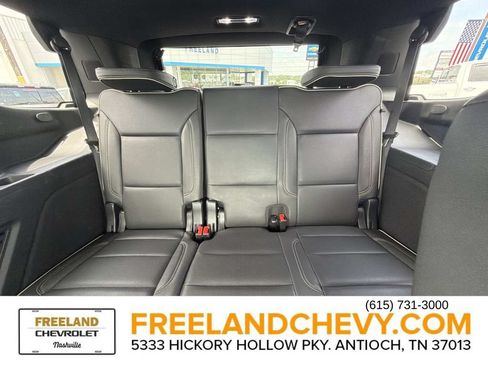 Used 2025 Chevrolet Tahoe Premier AWD/4WD image 18