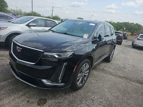 Used 2021 Cadillac XT6 Premium Luxury w/ LPO, Floor Liner Package AWD/4WD image 5