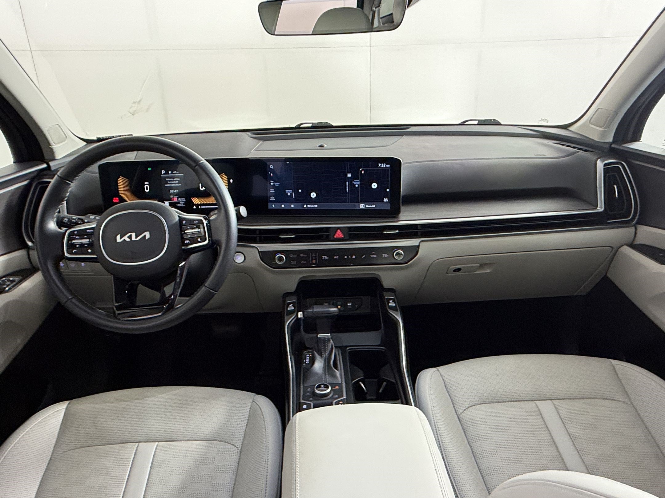 Used 2025 Kia Sorento X-Line EX AWD/4WD image 16