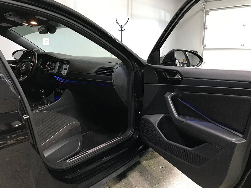 Used 2020 Volkswagen Jetta GLI FWD image 12