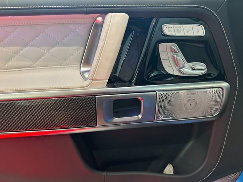 New 2026 Mercedes-Benz G 63 AMG 4MATIC image 11