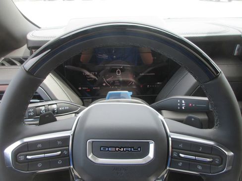New 2026 GMC Yukon Denali image 18