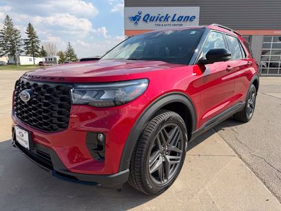 New 2026 Ford Explorer ST-Line w/ ST-Line Street Pack