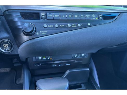 Used 2019 Lexus ES 350 image 23