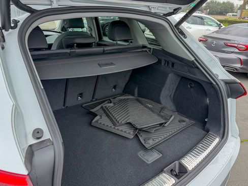 Used 2025 Audi Q5 Premium Plus w/ Premium Plus image 27