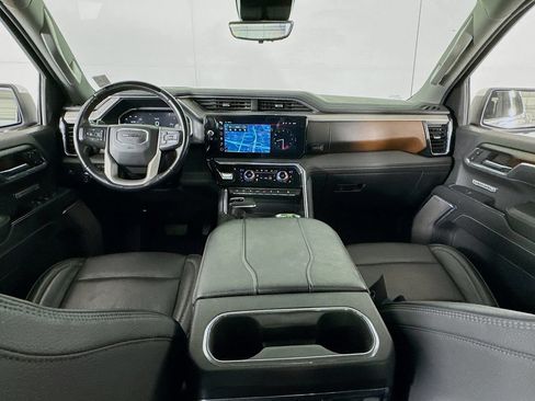 Used 2024 GMC Sierra 1500 Denali w/ Technology Package AWD/4WD image 33